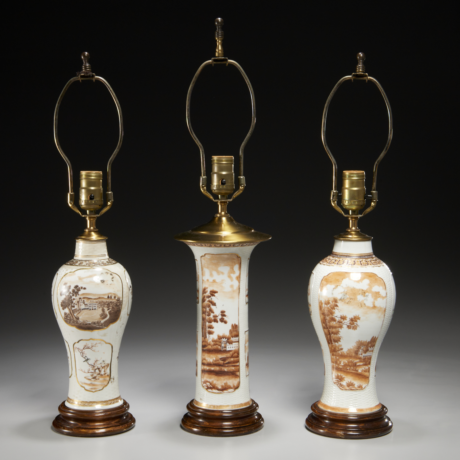 CHINESE EXPORT, (3) PORCELAIN