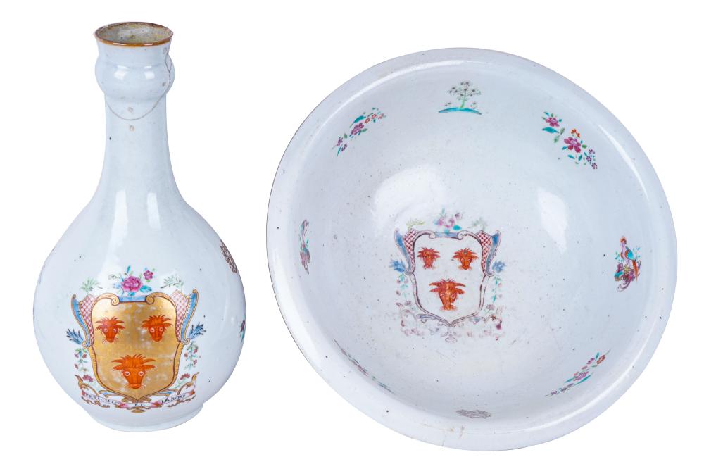 CHINESE EXPORT ARMORIAL JUG &
