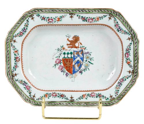 CHINESE EXPORT ARMORIAL PORCELAIN