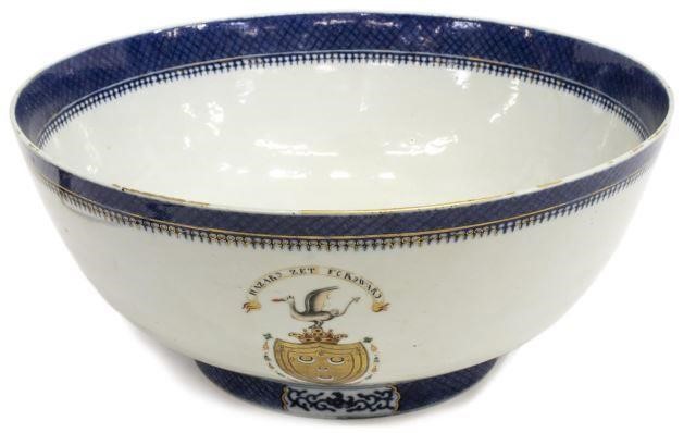 CHINESE EXPORT ARMORIAL PORCELAIN