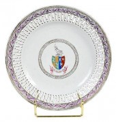 CHINESE EXPORT ARMORIAL PORCEL