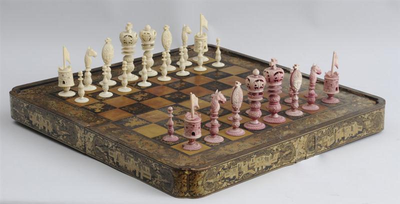 CHINESE EXPORT BLACK LACQUER GAME