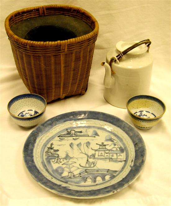Chinese export blue and white
