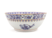 CHINESE EXPORT BLUE AND WHITE