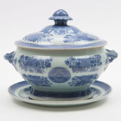 CHINESE EXPORT BLUE AND WHITE