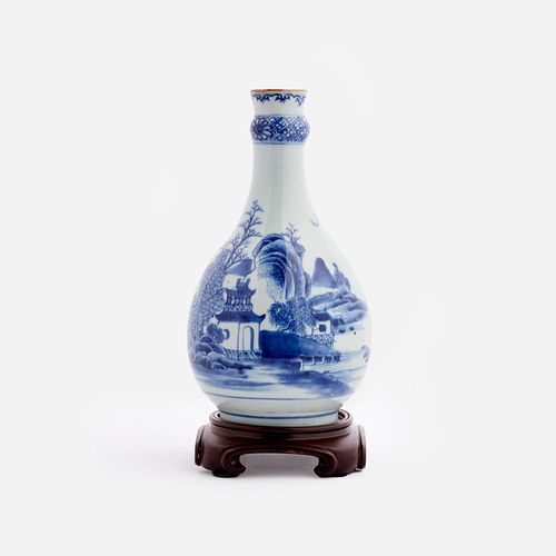 CHINESE EXPORT BLUE AND WHITE