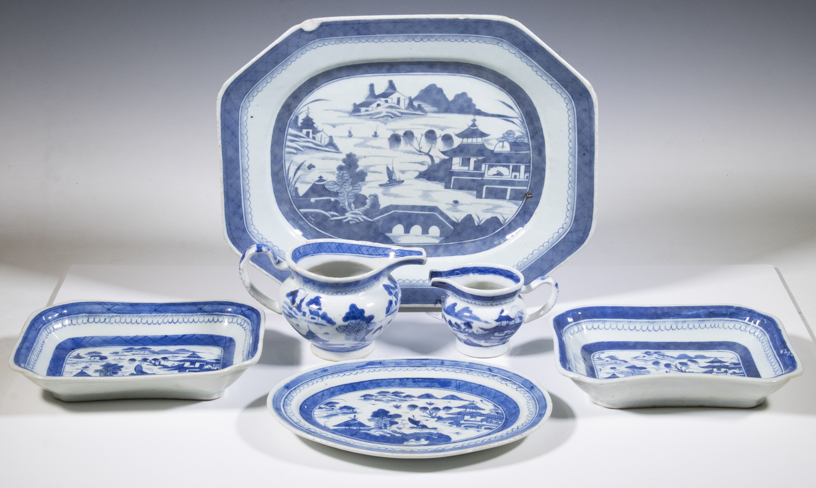 CHINESE EXPORT BLUE & WHITE