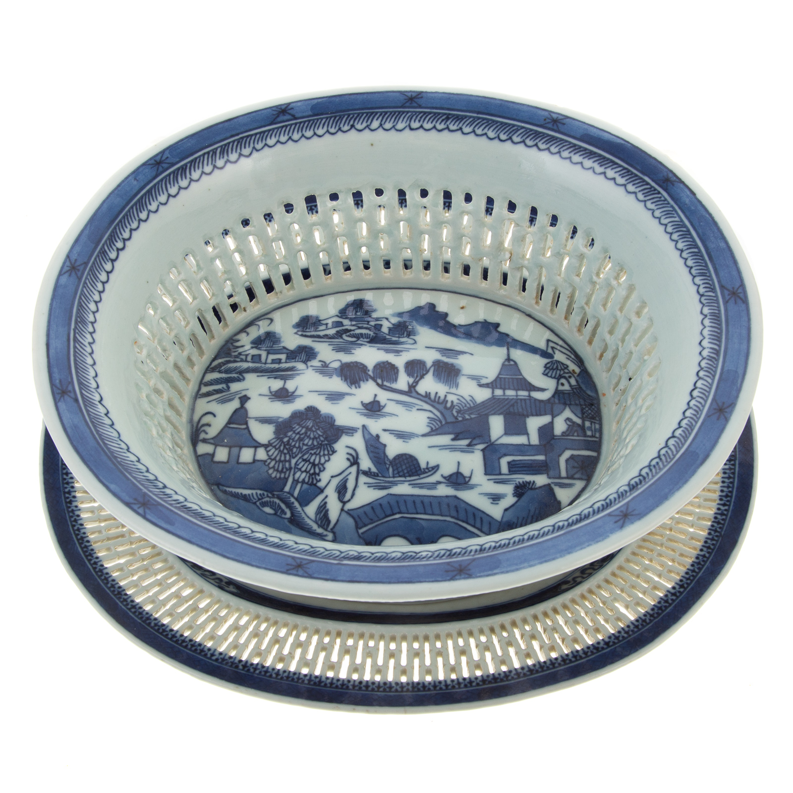 CHINESE EXPORT CHESTNUT BASKET &
