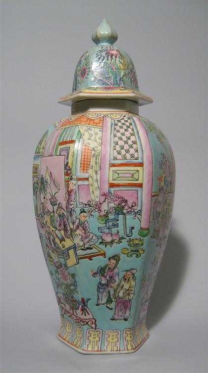 Chinese Export famille rose covered