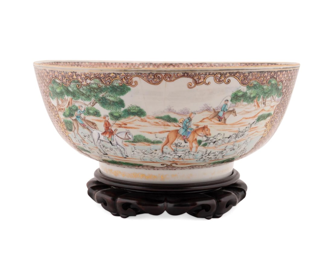 CHINESE EXPORT FAMILLE ROSE HUNT