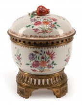 CHINESE EXPORT FAMILLE ROSE PO