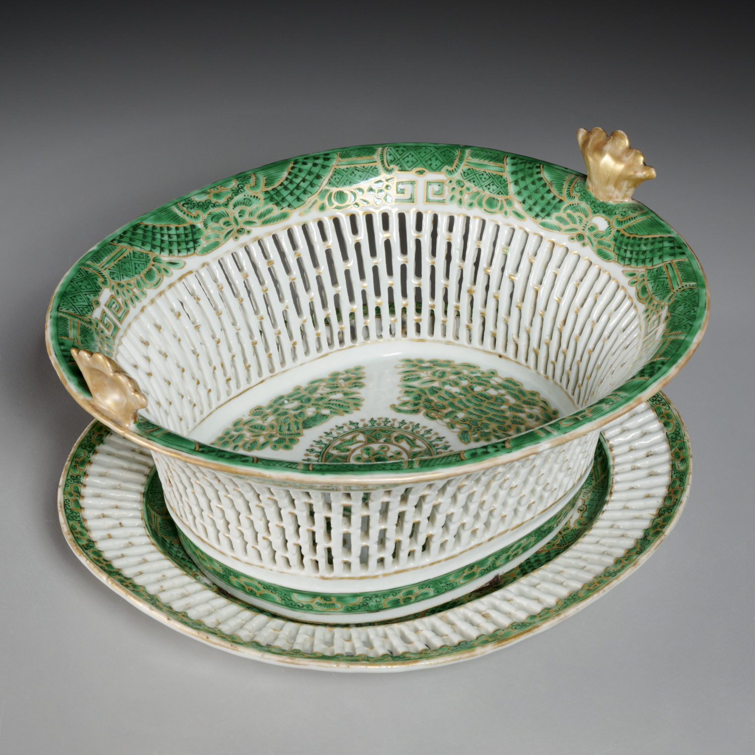 CHINESE EXPORT GREEN FITZHUGH
