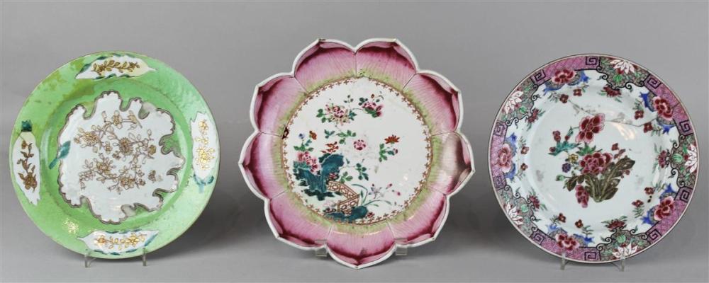 CHINESE EXPORT LOTUS-SHAPED DISH,