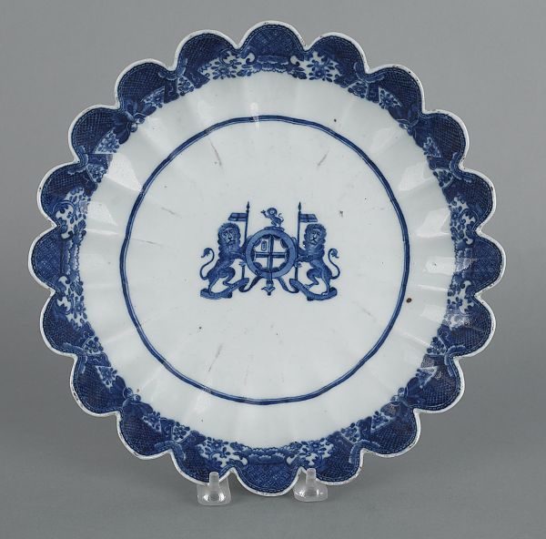 Chinese export Nanking scalloped