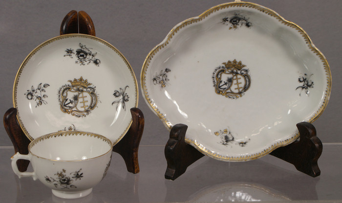 Chinese Export oval shallow bowl,