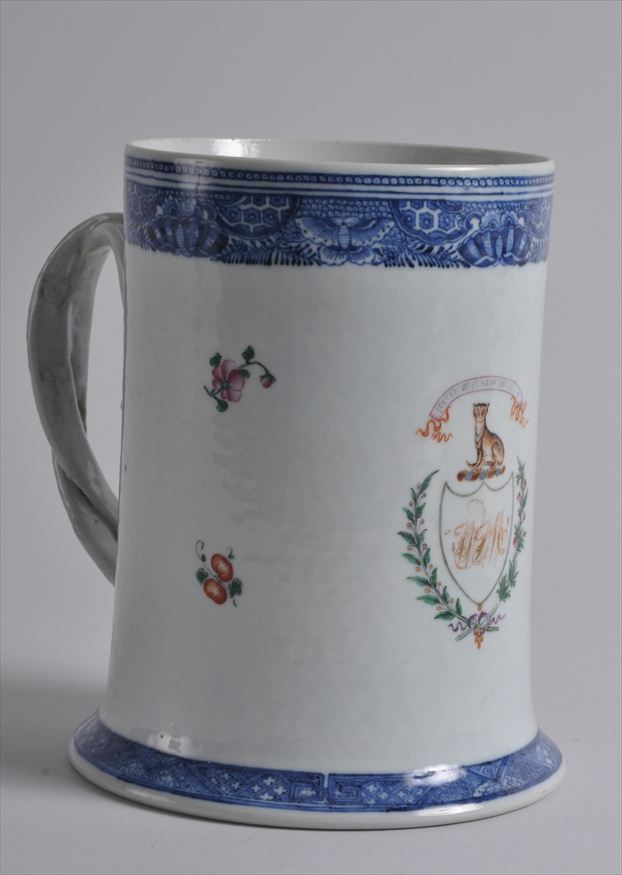 CHINESE EXPORT PORCELAIN ARMORIAL