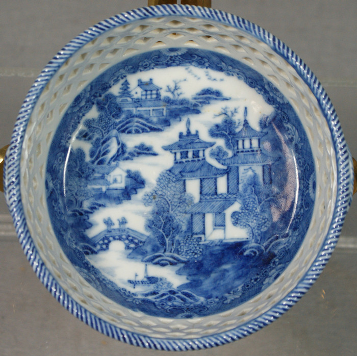 Chinese Export porcelain blue and