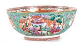 Chinese Export porcelain bowl