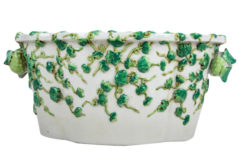 CHINESE EXPORT PORCELAIN