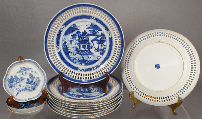 Chinese Export porcelain lot of 9