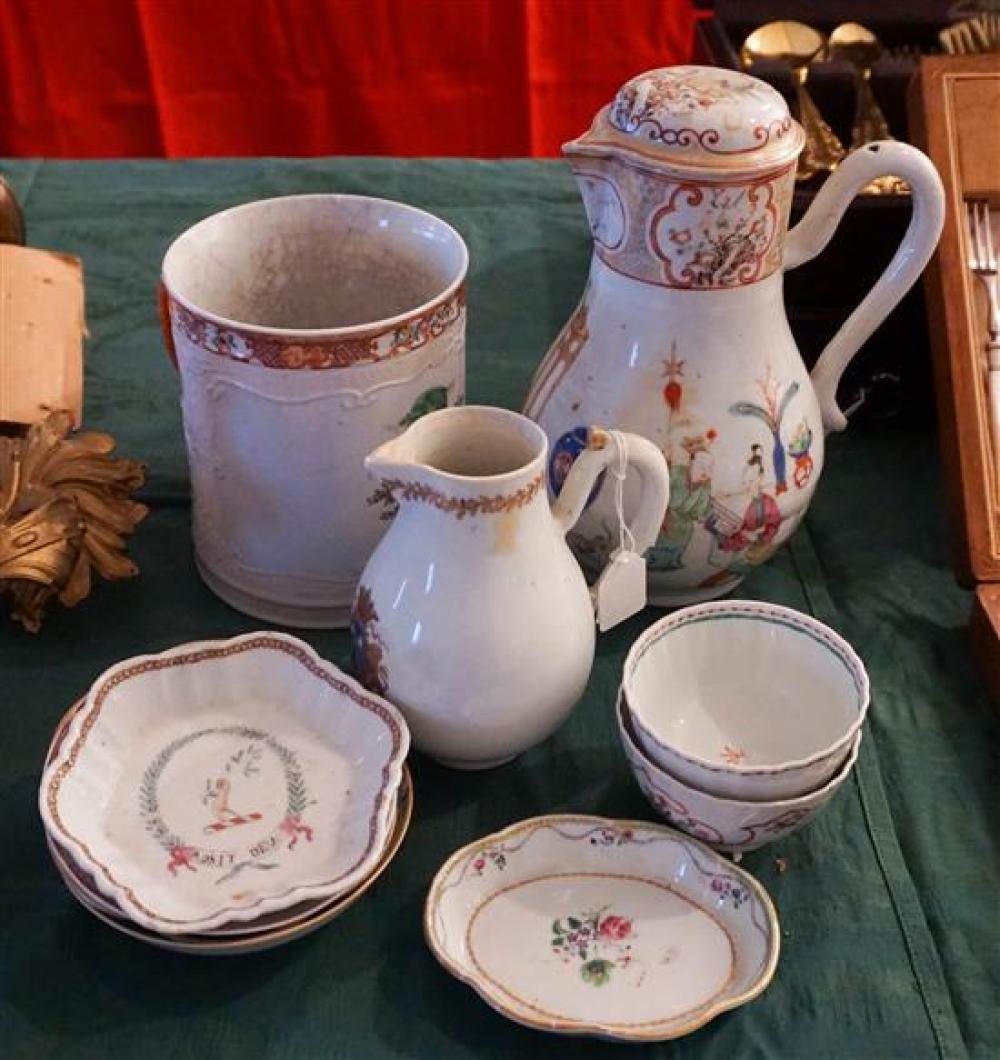 CHINESE EXPORT PORCELAIN PITCHER