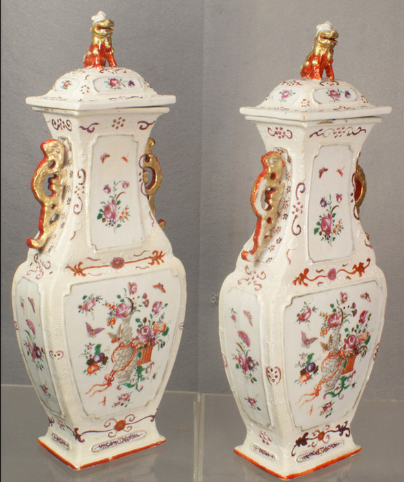 Chinese export porcelain pr of