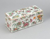 CHINESE EXPORT PORCELAIN RAZOR