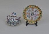 CHINESE EXPORT PORCELAIN TEAPO