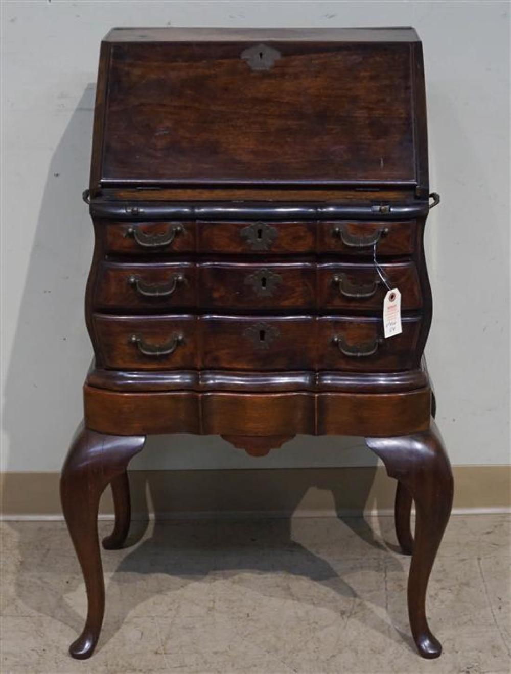CHINESE EXPORT ROCOCO STYLE