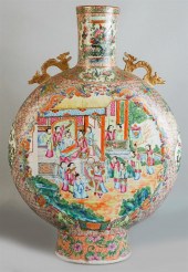 CHINESE EXPORT ROSE MEDALLION