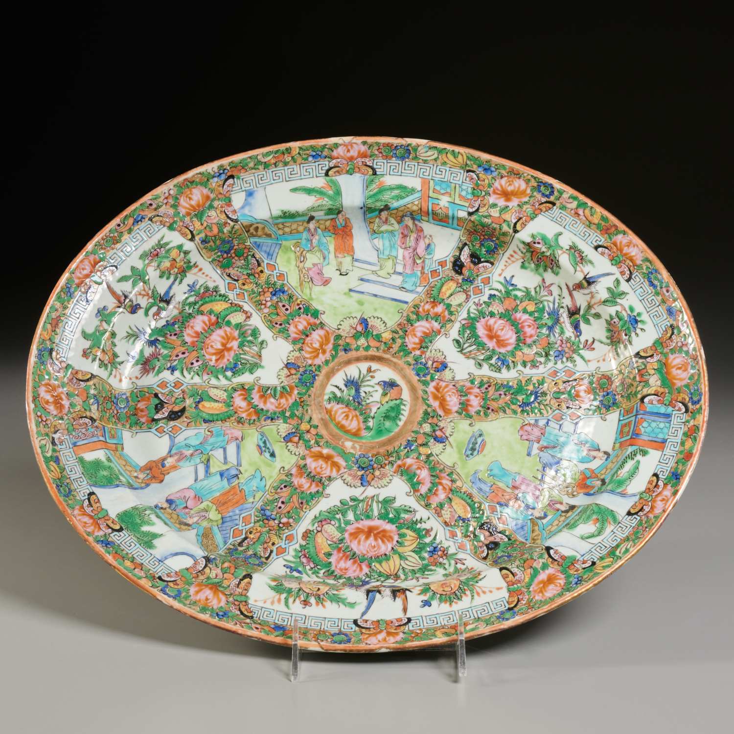 CHINESE EXPORT ROSE MEDALLION