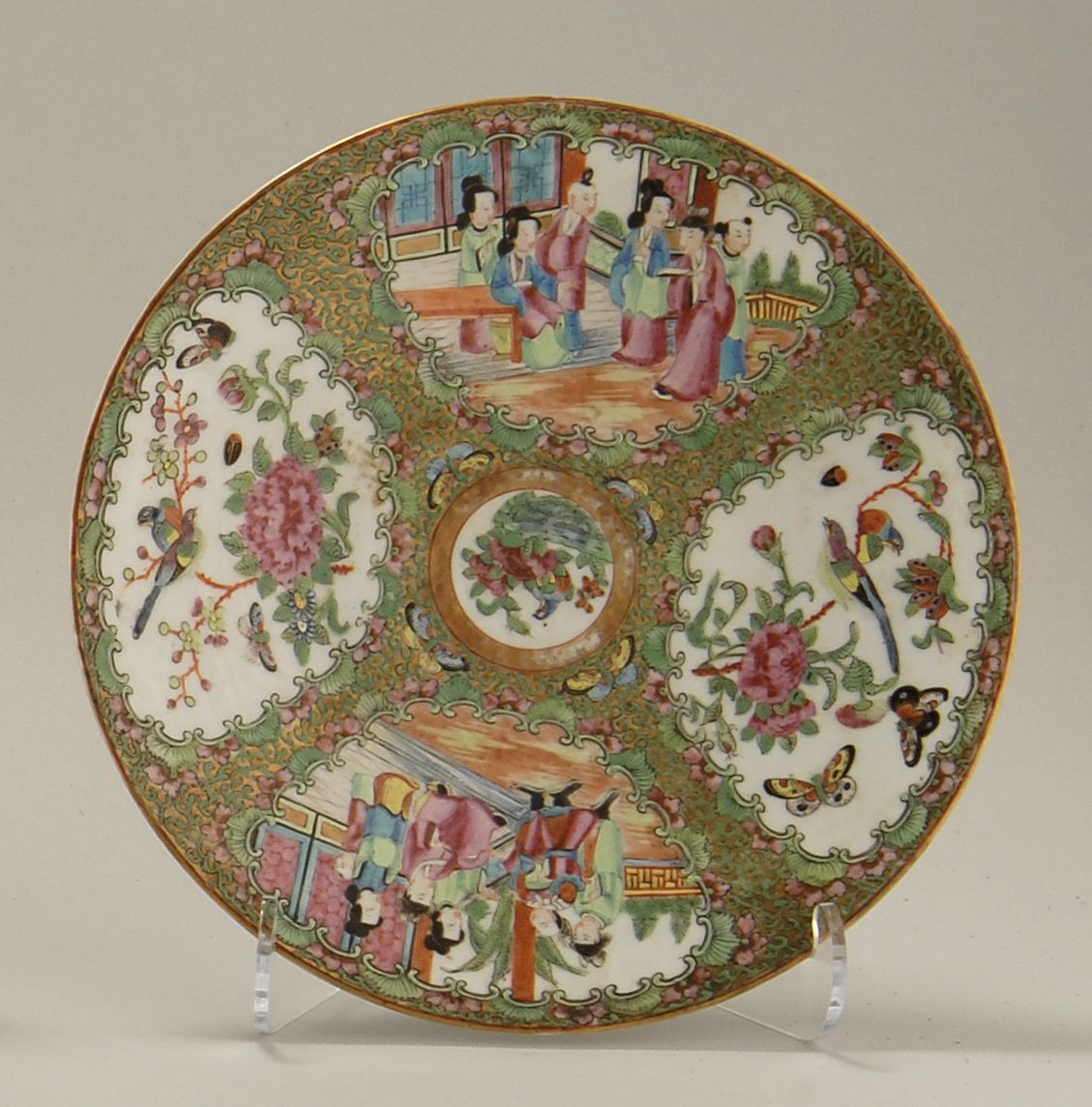 CHINESE EXPORT ROSE MEDALLION