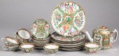 CHINESE EXPORT ROSE MEDALLION