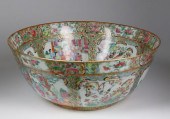 CHINESE EXPORT ROSE MEDALLION