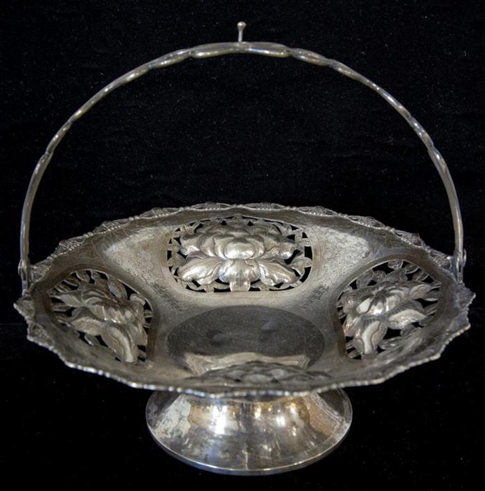 CHINESE EXPORT SILVER SWING-HANDLED