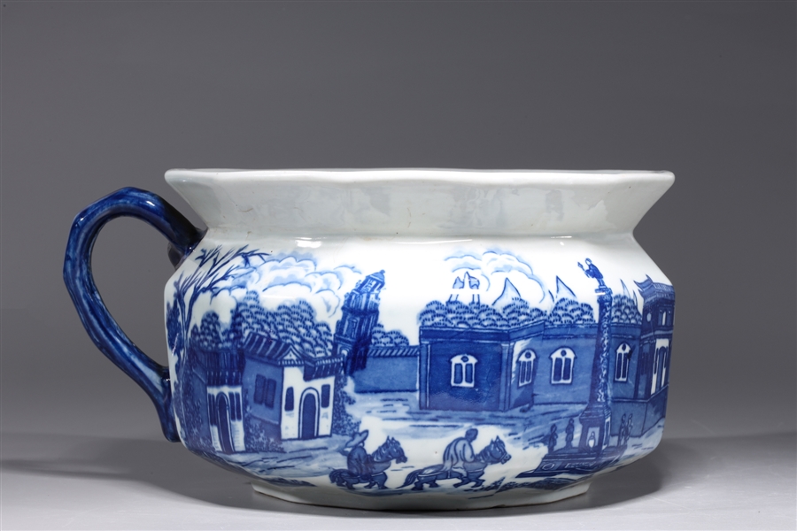 Chinese faceted blue and white