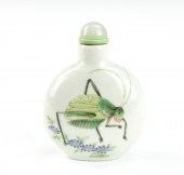 CHINESE FAMILLE "CRICKET "SNUF