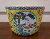 CHINESE 'FAMILLE JAUNE' JARDIN