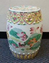 CHINESE FAMILLE JUANE PORCELAI