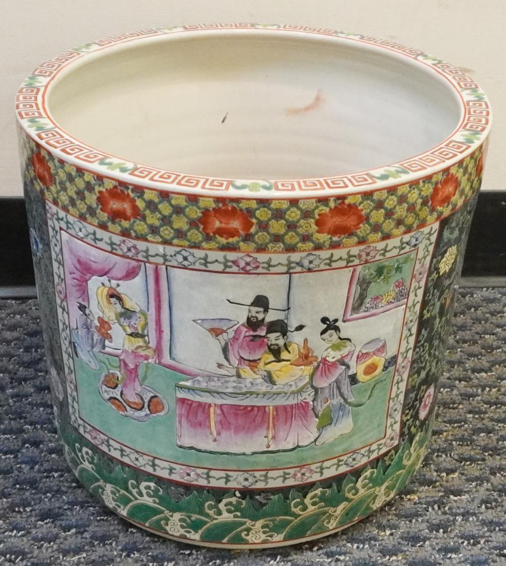 CHINESE FAMILLE NOIR PORCELAIN