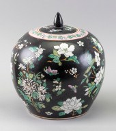 CHINESE FAMILLE NOIRE PORCELAI