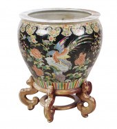 CHINESE FAMILLE NOIRE PORCELAI