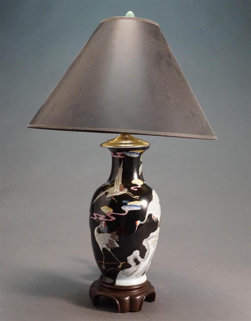 CHINESE FAMILLE NOIRE PORCELAIN
