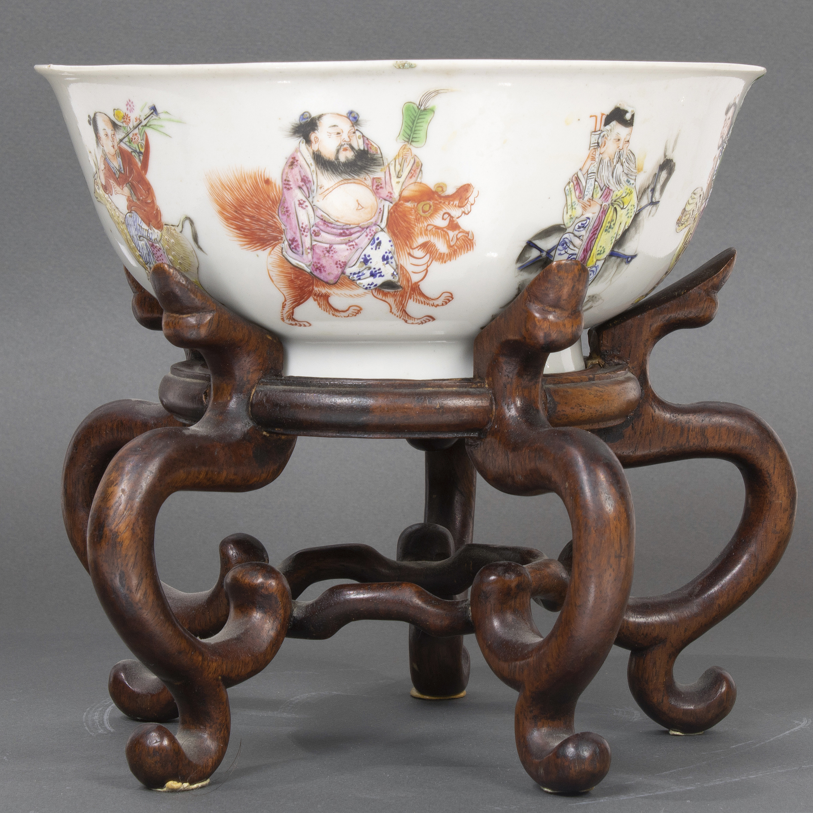 CHINESE FAMILLE ROSE BOWL Chinese