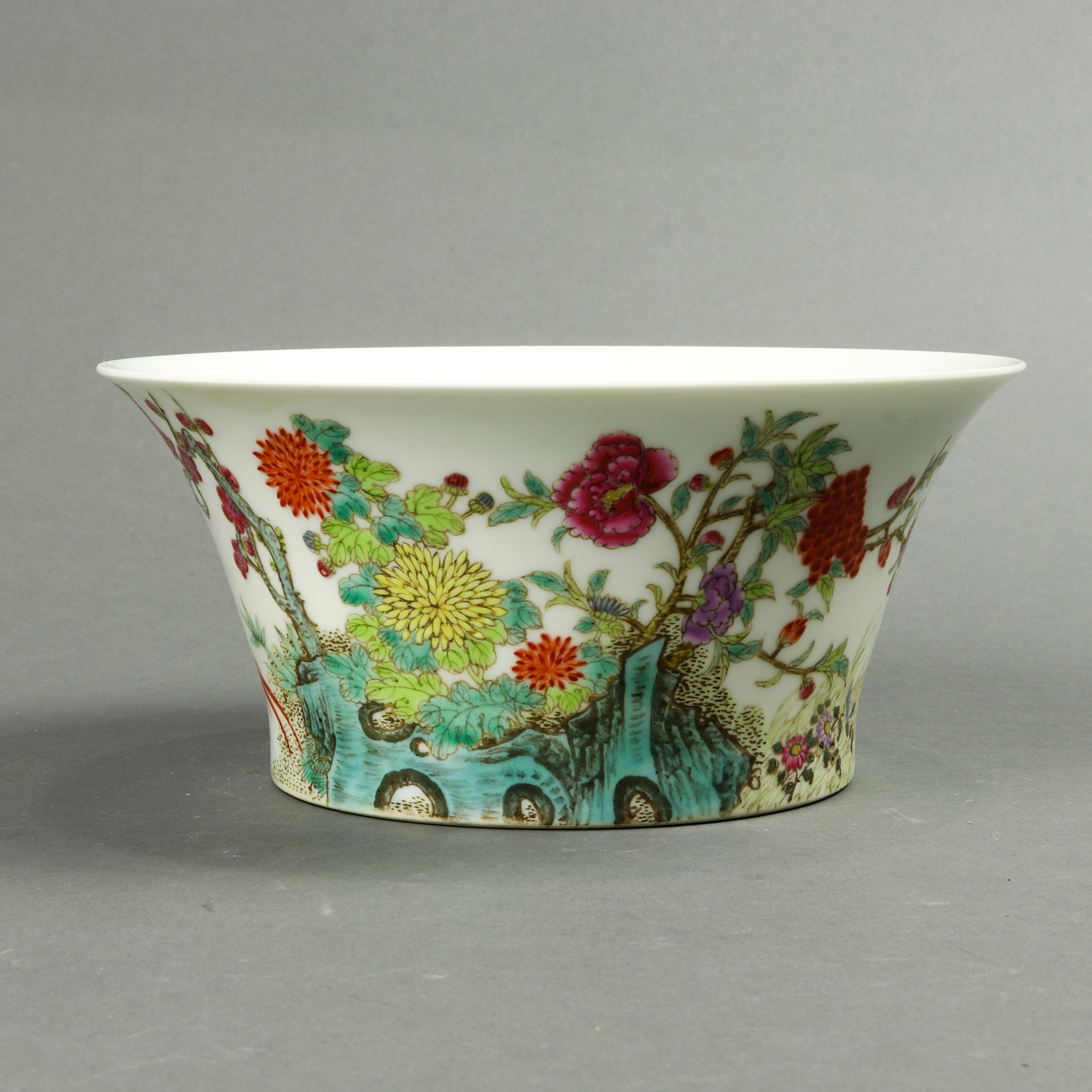 CHINESE FAMILLE ROSE BOWL Chinese