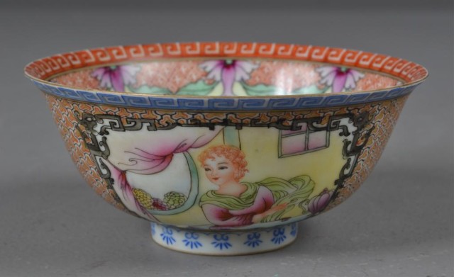 Chinese Famille Rose Bowl with