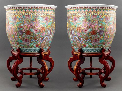 CHINESE FAMILLE ROSE CERAMIC