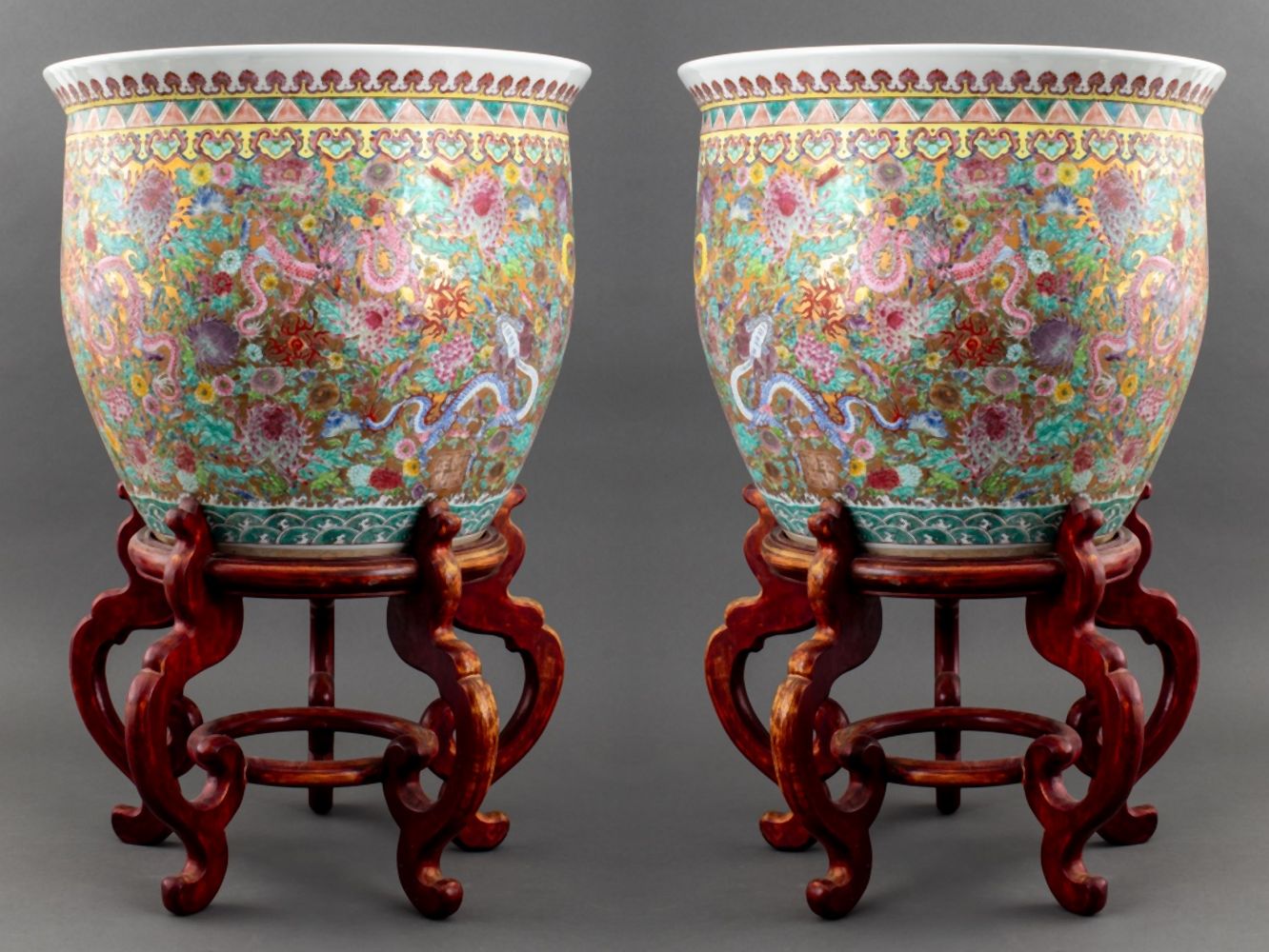 CHINESE FAMILLE ROSE CERAMIC