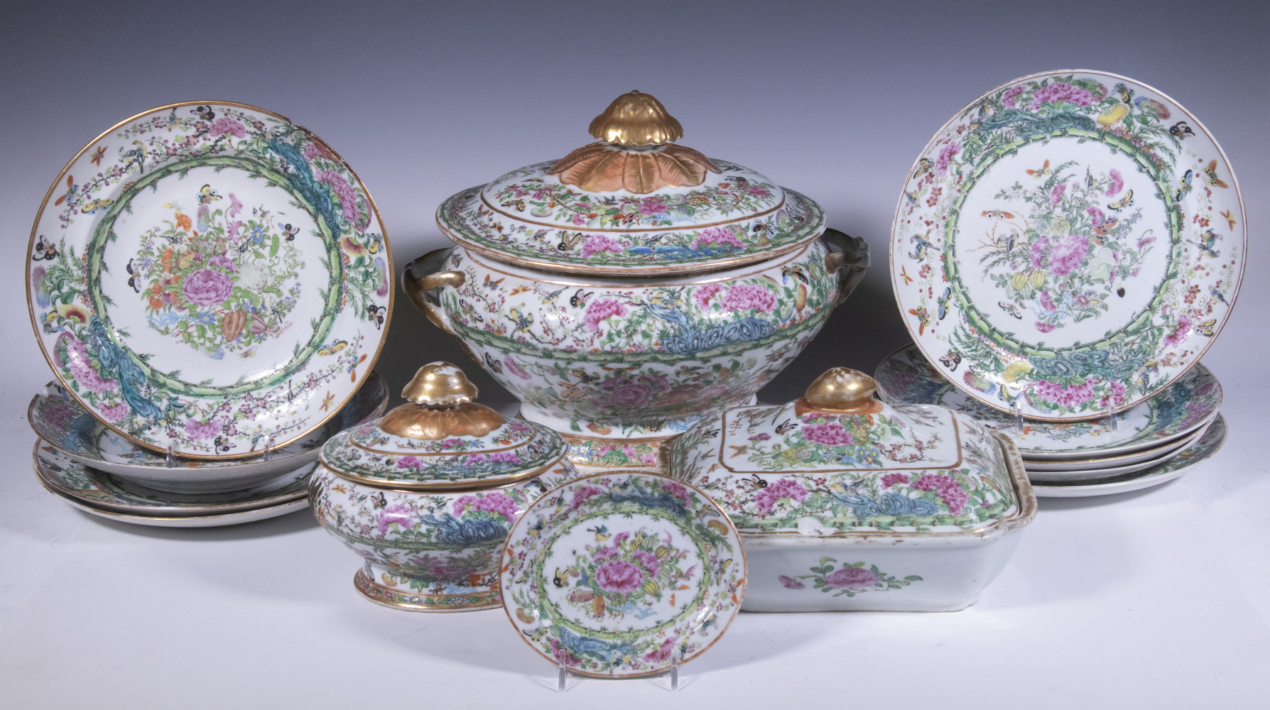 CHINESE FAMILLE ROSE CHINA (14)