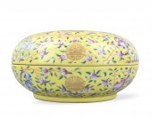 CHINESE FAMILLE ROSE COVERED B